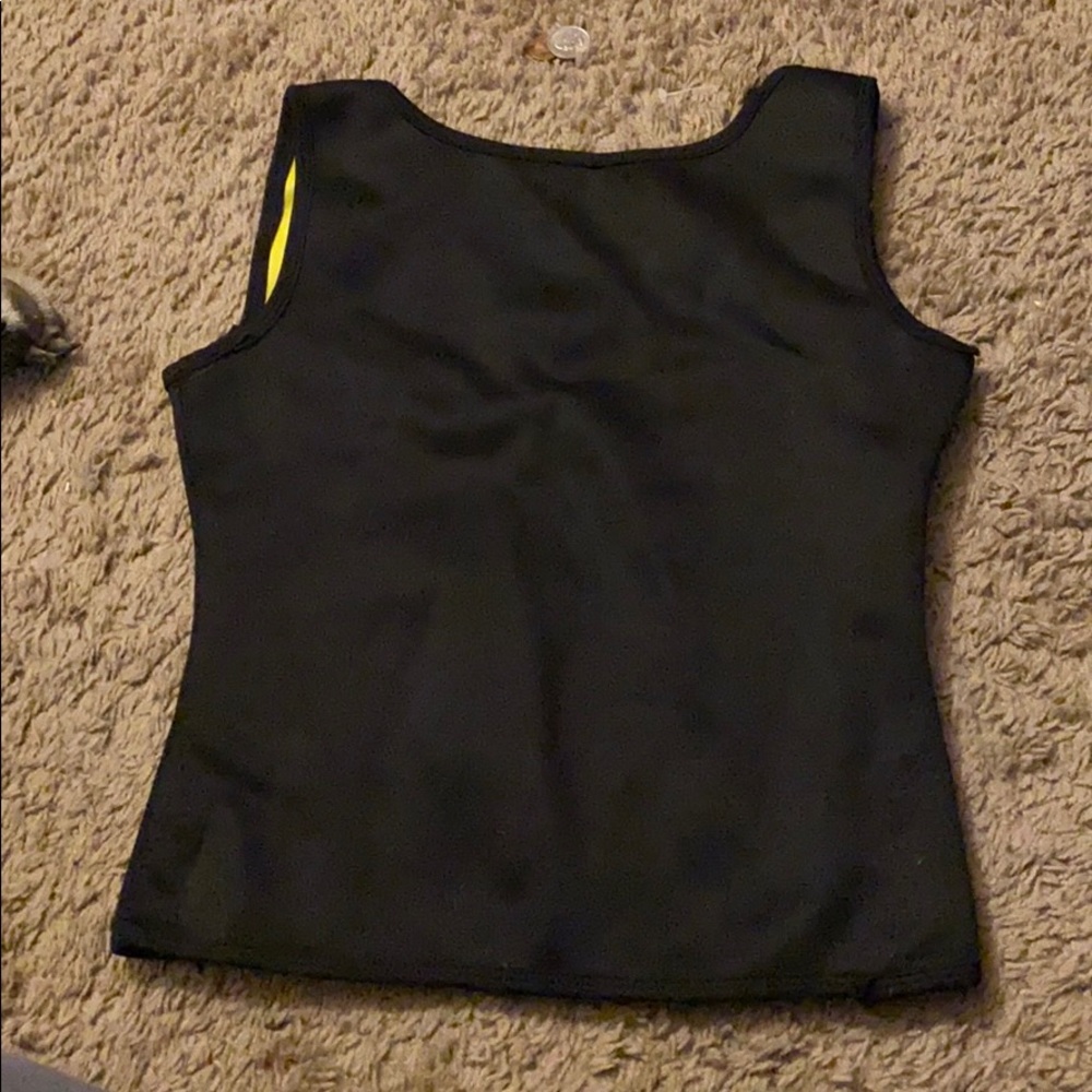 Sweat tops - Picture 2 of 3